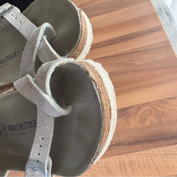 Birkenstock Mayari Kids
Microfiber - Iridescent Matcha - Picture 9 of 11